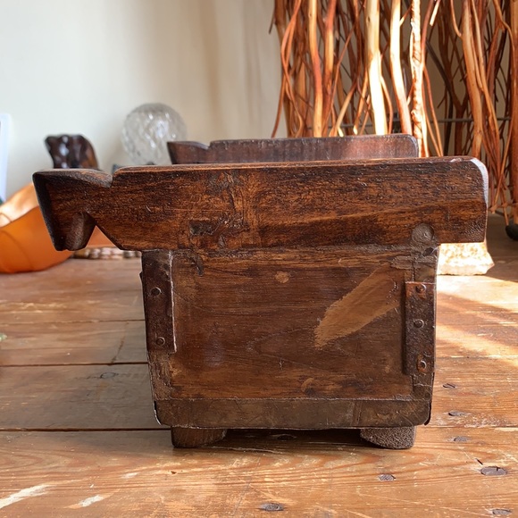 Old World Horse Box - Picture 6 of 13